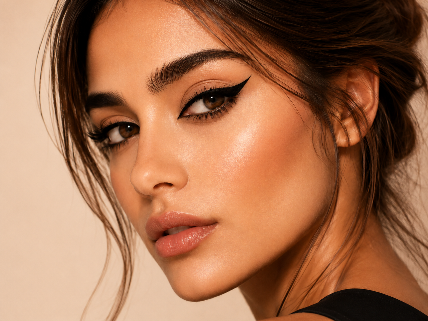 Buy 1 Get 1 Free — 24H Waterproof Eyeliner That Won’t Smudge